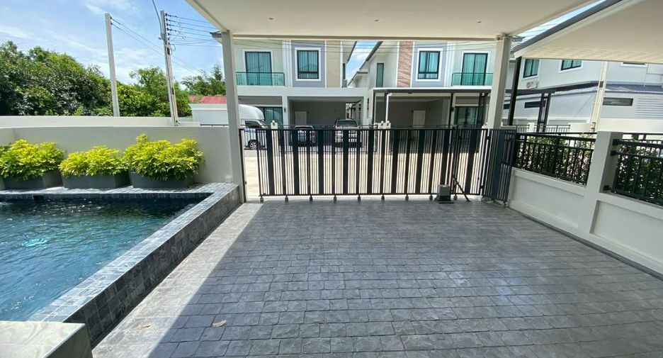 For sale 3 bedrooms villa in Bang Lamung, Chonburi