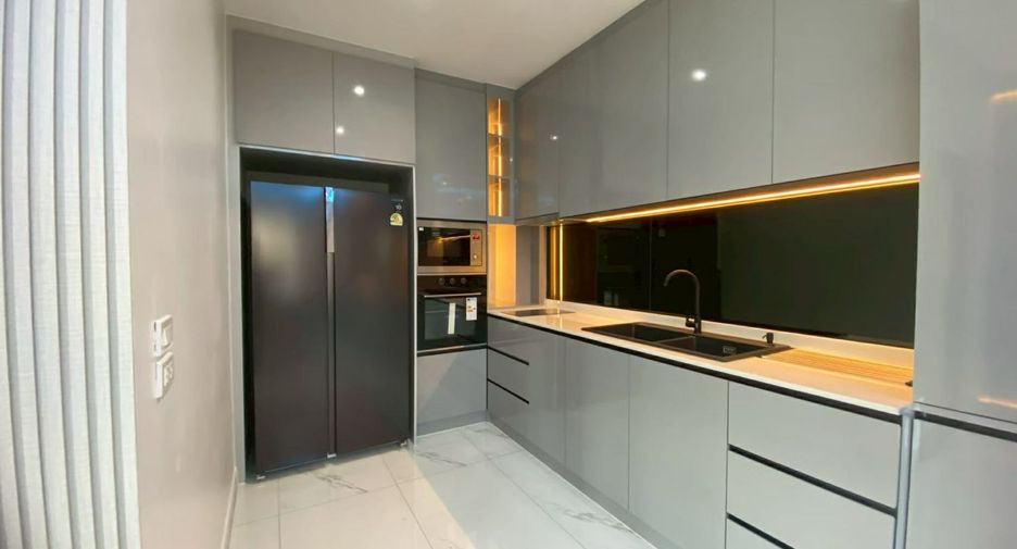For sale 3 bedrooms villa in Bang Lamung, Chonburi