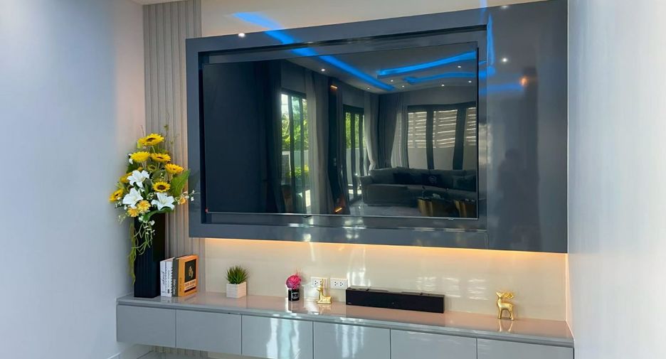 For sale 3 bedrooms villa in Bang Lamung, Chonburi