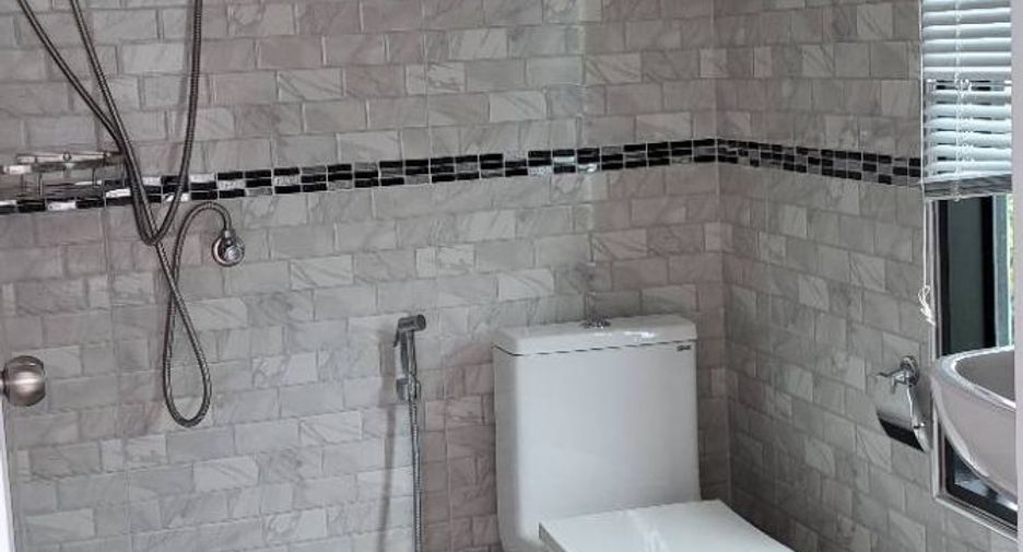 Villa en venta de 6 habitaciones en Bang Lamung, Chonburi