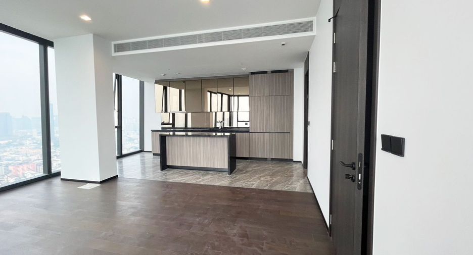 For sale 3 Beds condo in Watthana, Bangkok