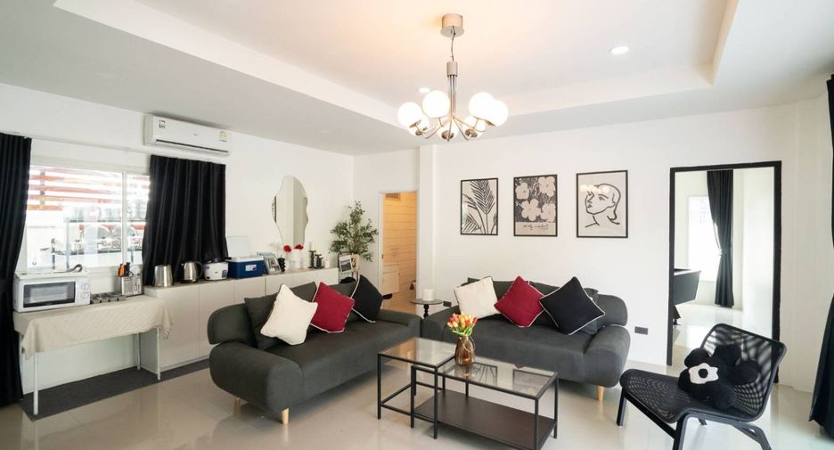 For sale 6 bedrooms villa in Bang Lamung, Chonburi