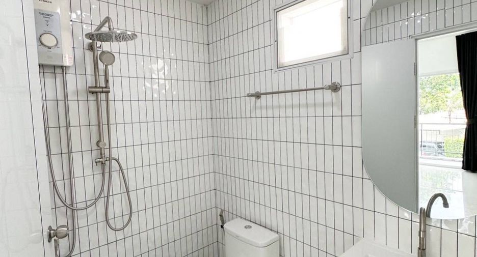 For sale 6 bedrooms villa in Bang Lamung, Chonburi