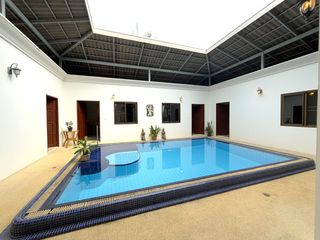 For sale 4 bed villa in Mueang Krabi, Krabi
