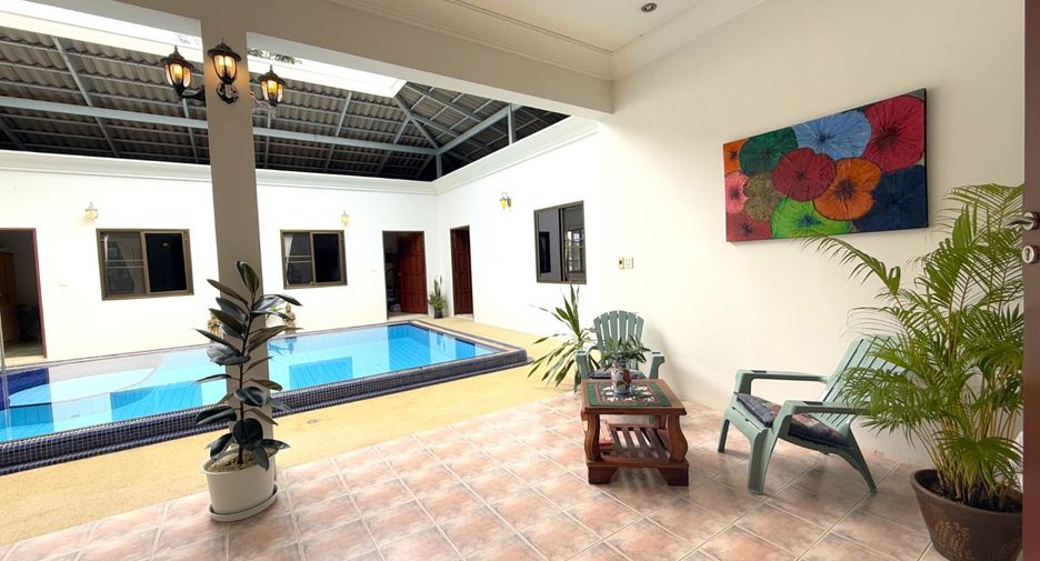 For sale 4 bedrooms villa in Mueang Krabi, Krabi
