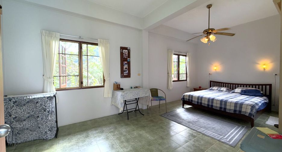 For sale 4 bedrooms villa in Mueang Krabi, Krabi