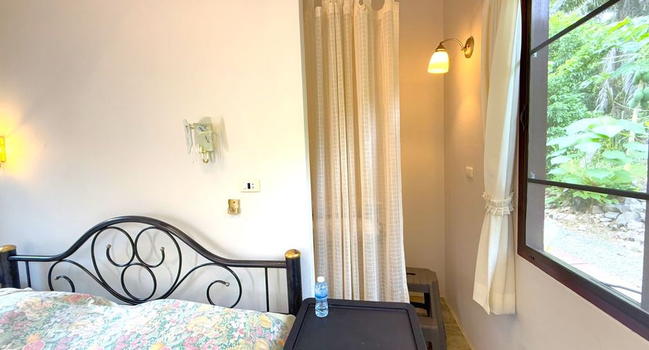 For sale 4 bedrooms villa in Mueang Krabi, Krabi
