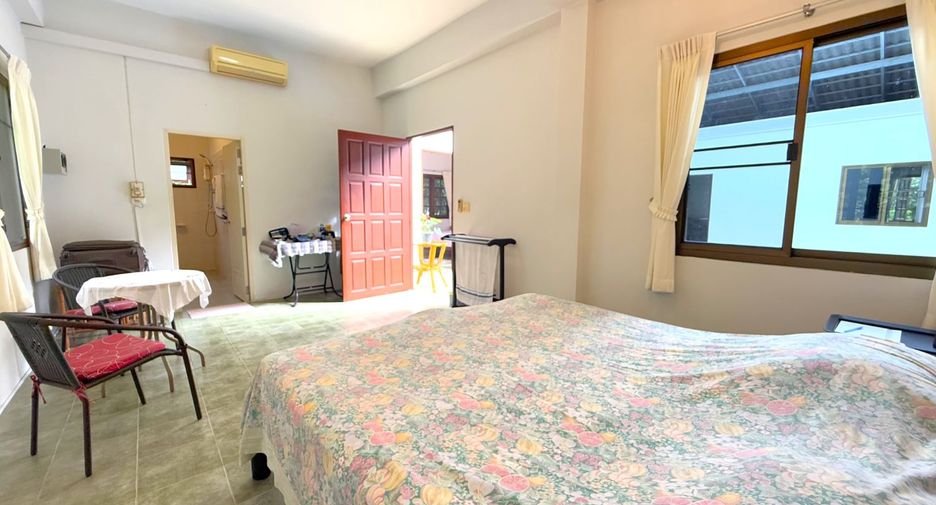 For sale 4 bedrooms villa in Mueang Krabi, Krabi
