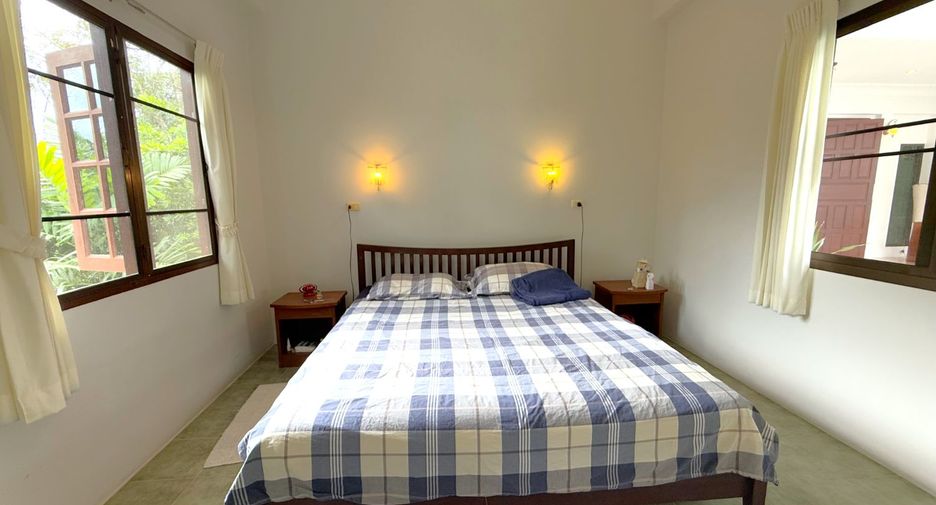 For sale 4 bedrooms villa in Mueang Krabi, Krabi