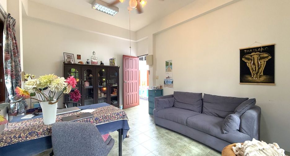 For sale 4 bedrooms villa in Mueang Krabi, Krabi
