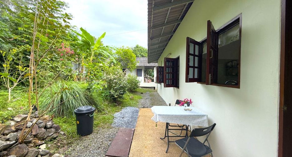 For sale 4 bedrooms villa in Mueang Krabi, Krabi