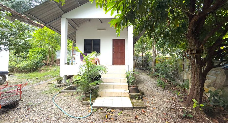 For sale 4 bedrooms villa in Mueang Krabi, Krabi
