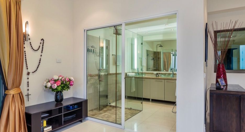 Condo en venta de 3 habitaciones en Bang Lamung, Chonburi