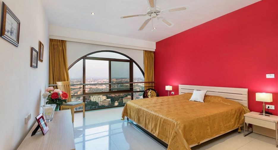 Condo en venta de 3 habitaciones en Bang Lamung, Chonburi