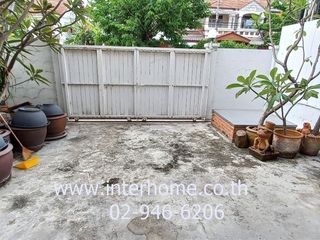 For sale 3 bed townhouse in Thanyaburi, Pathum Thani