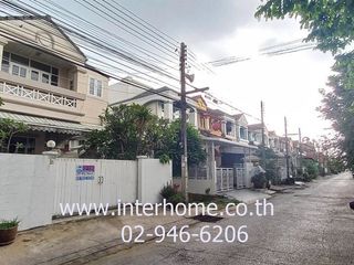 For sale 3 bed townhouse in Thanyaburi, Pathum Thani