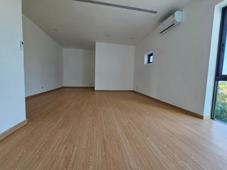 出售 3 卧室 独立屋 在 Mueang Pathum Thani, Pathum Thani