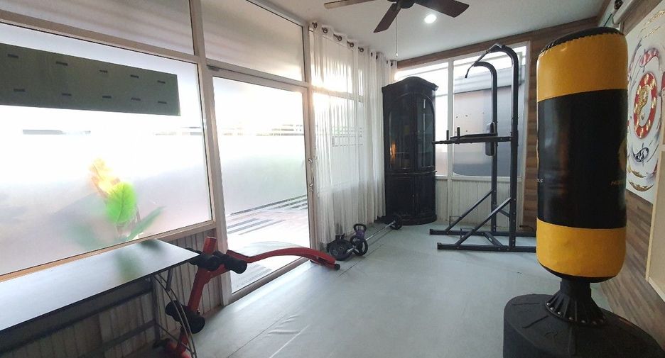 For sale 3 bedrooms house in Sai Mai, Bangkok