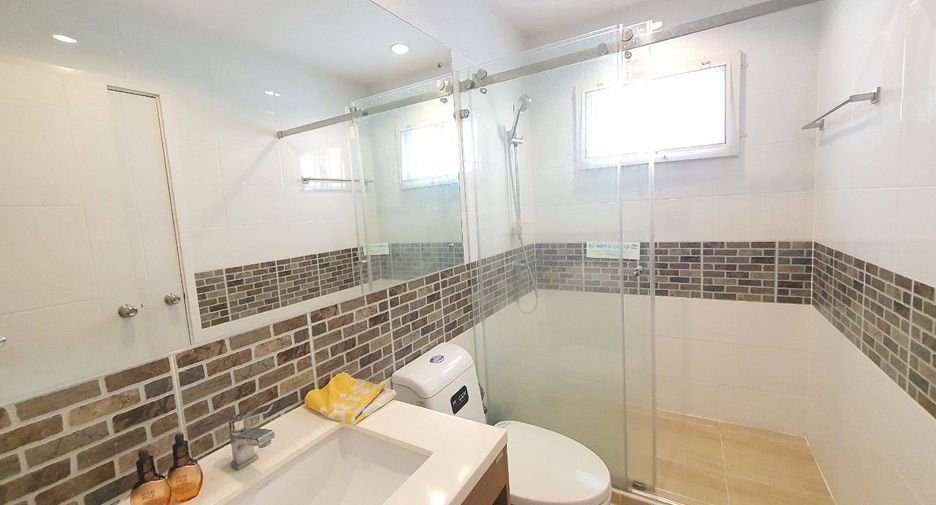 For sale 3 bedrooms house in Sai Mai, Bangkok