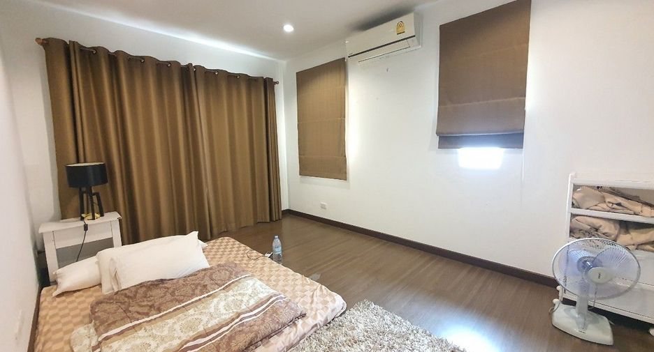 For sale 3 bedrooms house in Sai Mai, Bangkok