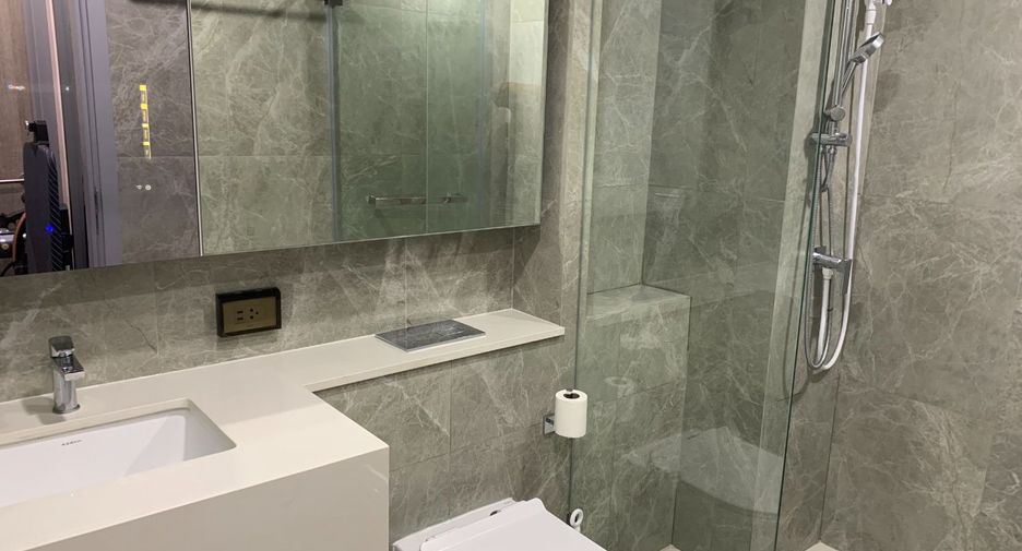 For sale 1 bed condo in Huai Khwang, Bangkok