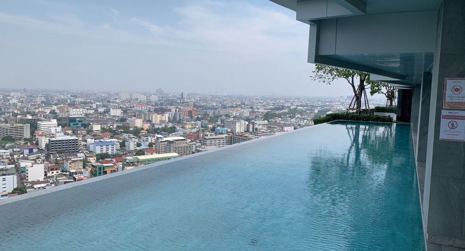 For sale 1 bed condo in Huai Khwang, Bangkok