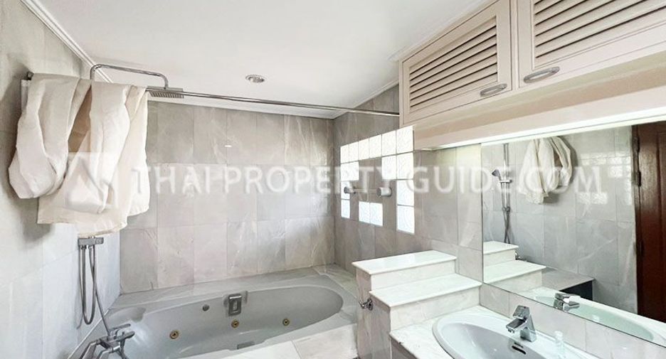 For rent 4 ベッドルーム house in Bang Phli, Samut Prakan