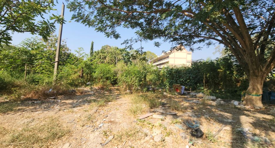 For sale land in Bang Na, Bangkok