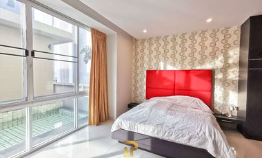 For sale 1 bed condo 