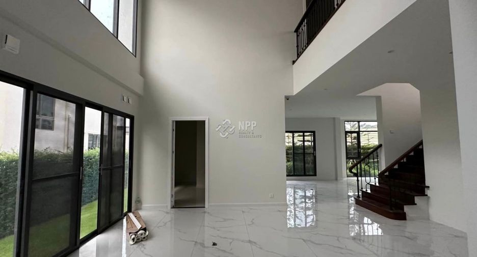 Casa en venta de 4 habitaciones en Lat Krabang, Bangkok
