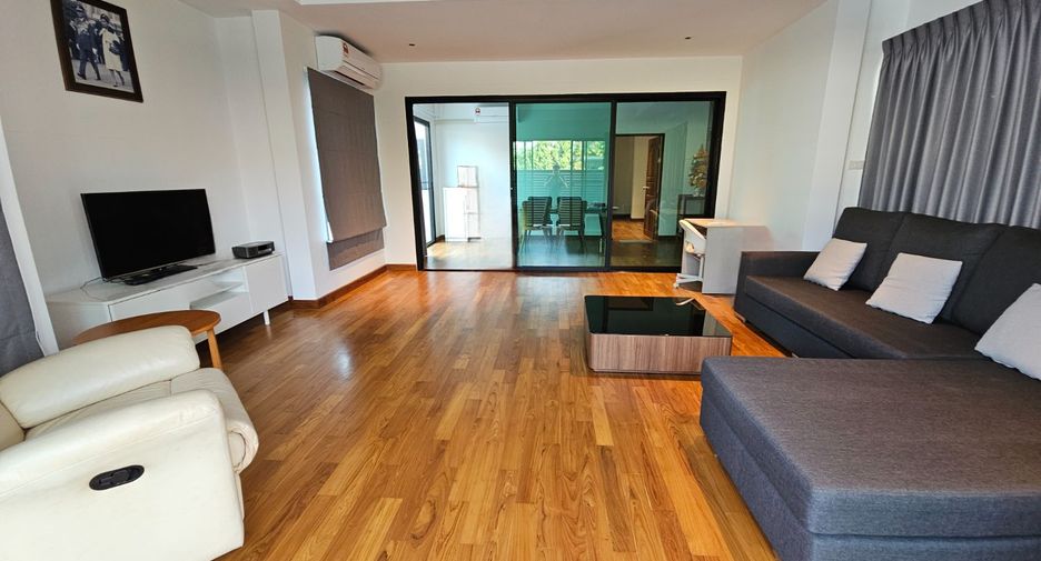 For rent 4 bed house in Pak Kret, Nonthaburi