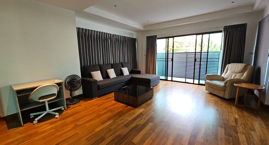 For rent 4 bed house in Pak Kret, Nonthaburi