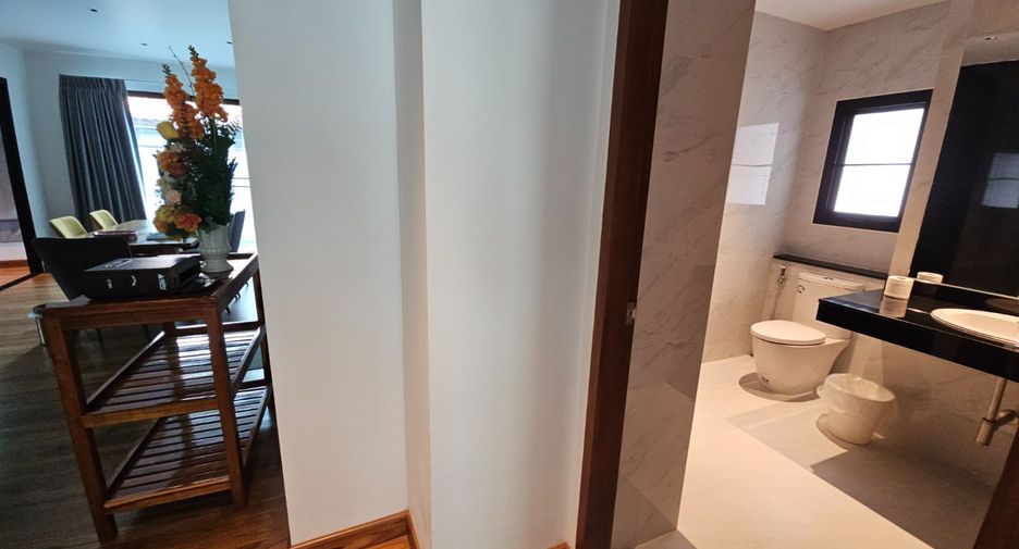 For rent 4 bed house in Pak Kret, Nonthaburi