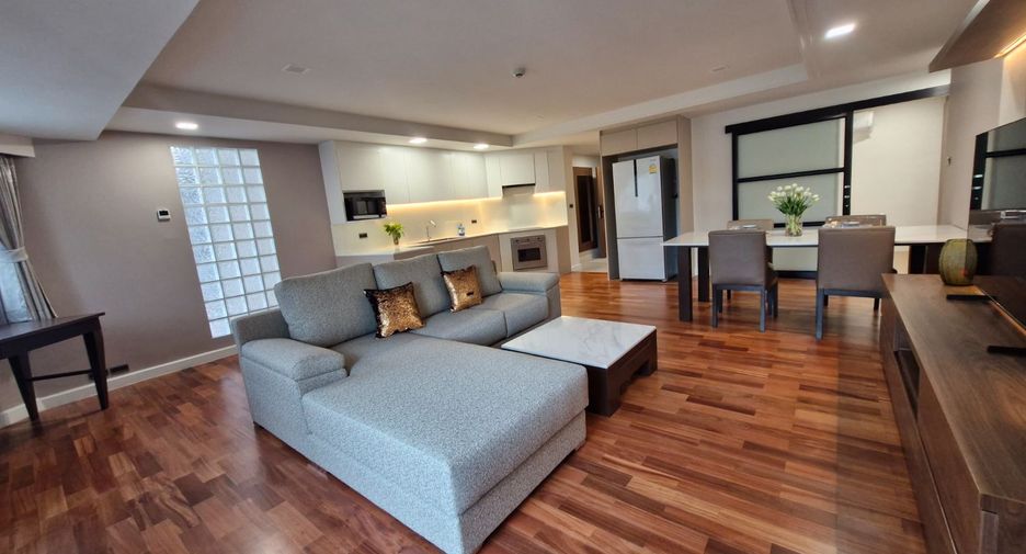For rent 3 bedrooms condo in Khlong Toei, Bangkok