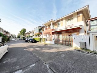 出租 3 卧室 独立屋 在 Bang Na, 曼谷