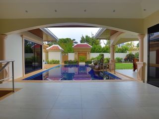 Villa en venta de 3 habitaciones en Bang Lamung, Chonburi