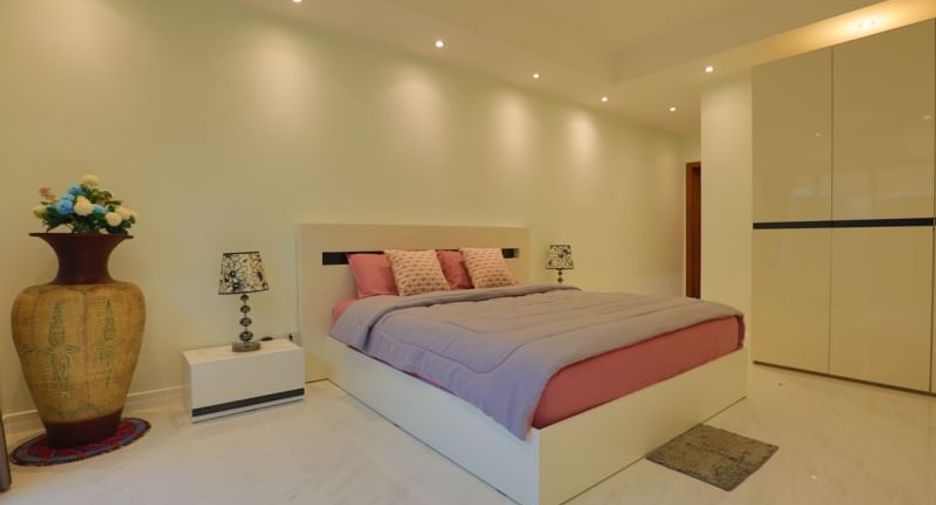 For sale 3 bedrooms villa in Bang Lamung, Chonburi