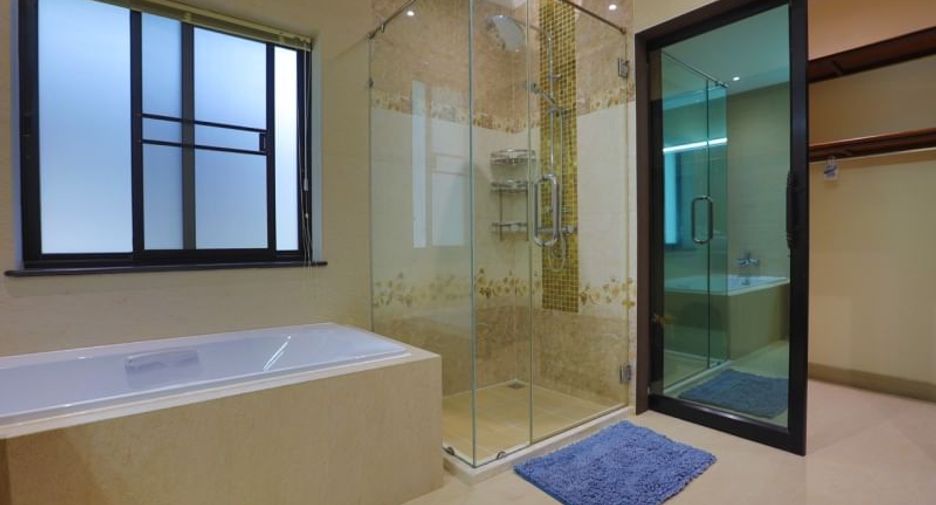 For sale 3 bedrooms villa in Bang Lamung, Chonburi