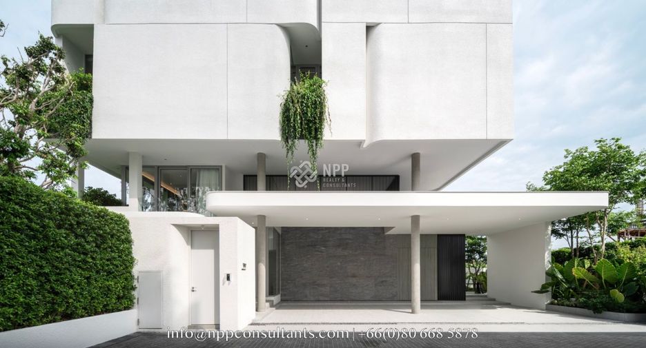 For sale 4 bedrooms house in Prawet, Bangkok