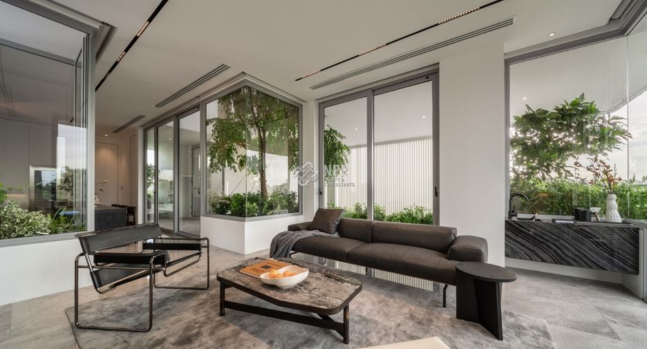 For sale 4 bedrooms house in Prawet, Bangkok
