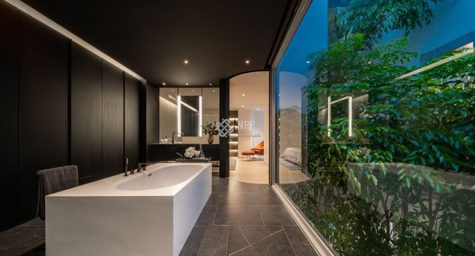 For sale 4 bedrooms house in Prawet, Bangkok