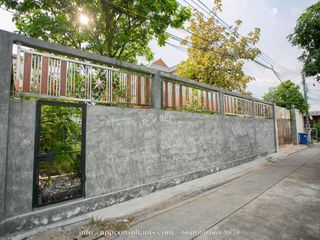 For sale 3 Beds house in Huai Khwang, Bangkok