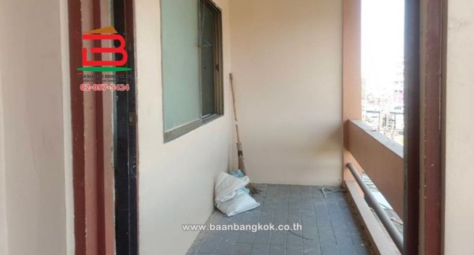 For sale 4 bedrooms retail Space in Lam Luk Ka, Pathum Thani