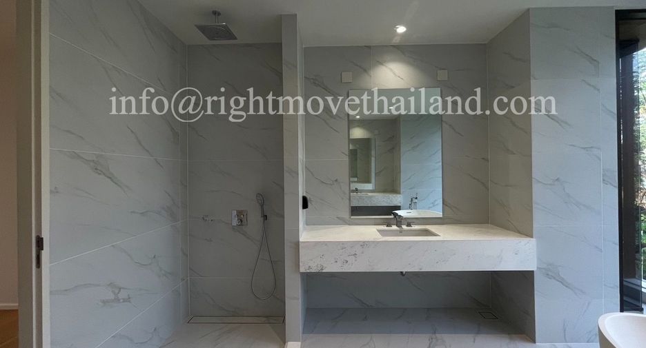 Haus zum Kauf mit 4 Zimmer in Suan Luang, Bangkok