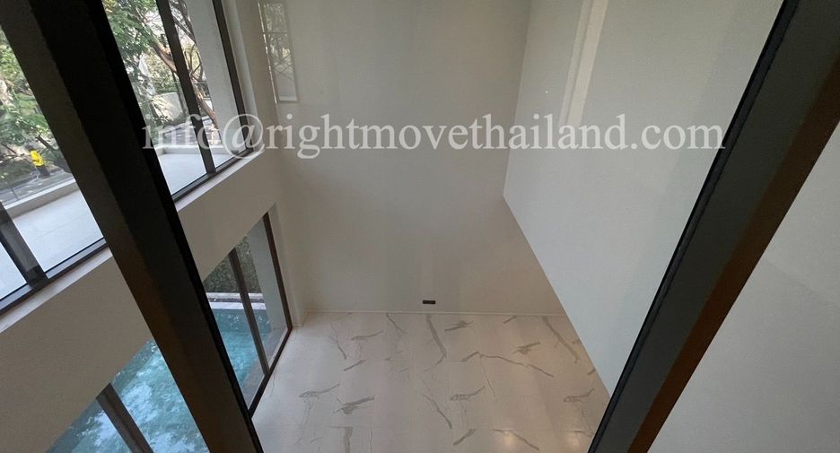 Haus zum Kauf mit 4 Zimmer in Suan Luang, Bangkok