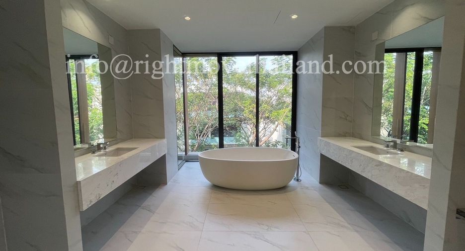 Haus zum Kauf mit 4 Zimmer in Suan Luang, Bangkok