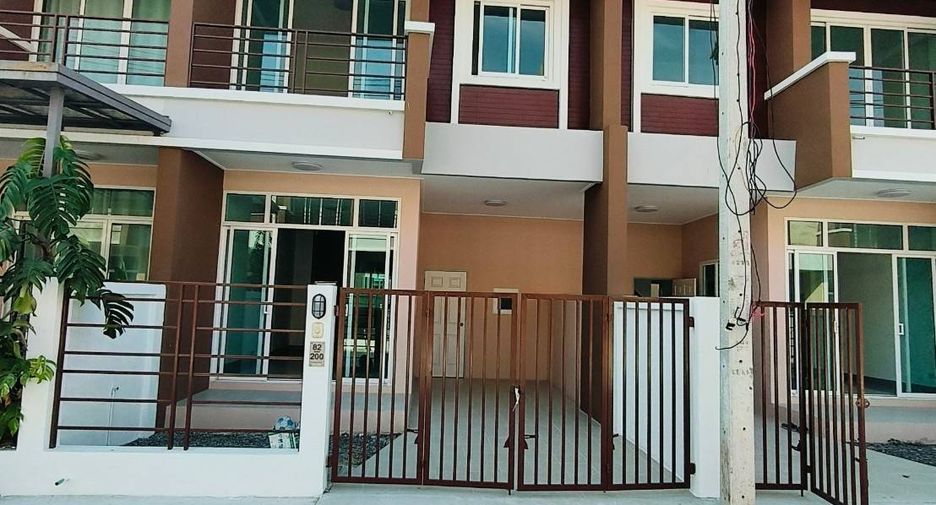 For sale 3 Beds townhouse in Lam Luk Ka, Pathum Thani
