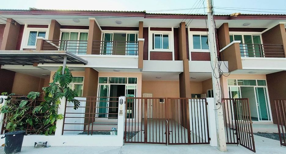 For sale 3 Beds townhouse in Lam Luk Ka, Pathum Thani