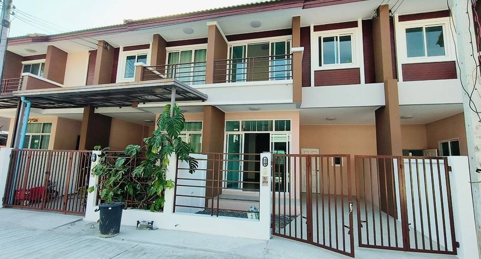 For sale 3 Beds townhouse in Lam Luk Ka, Pathum Thani