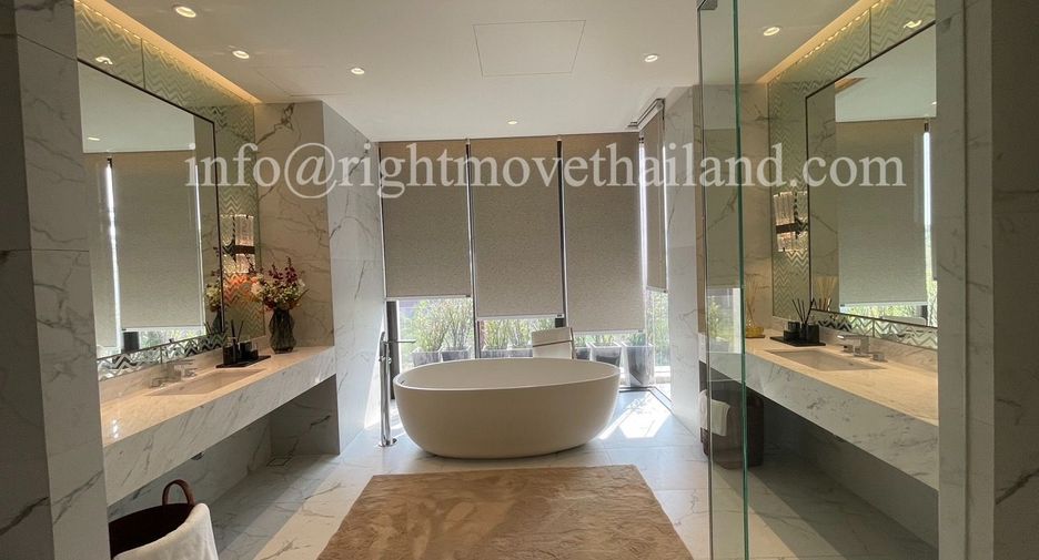 Haus zum Kauf mit 4 Zimmer in Suan Luang, Bangkok
